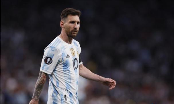 开场16分钟35秒，巴萨遭遇欧冠单场比赛最快的两个丢球